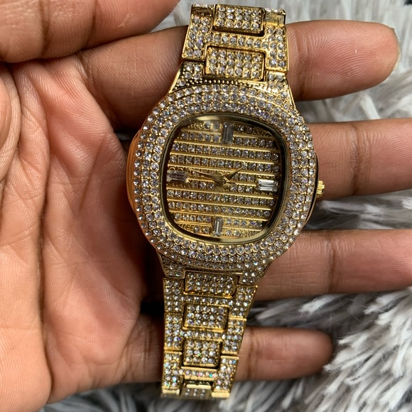 Watch - Picture 5 of 5